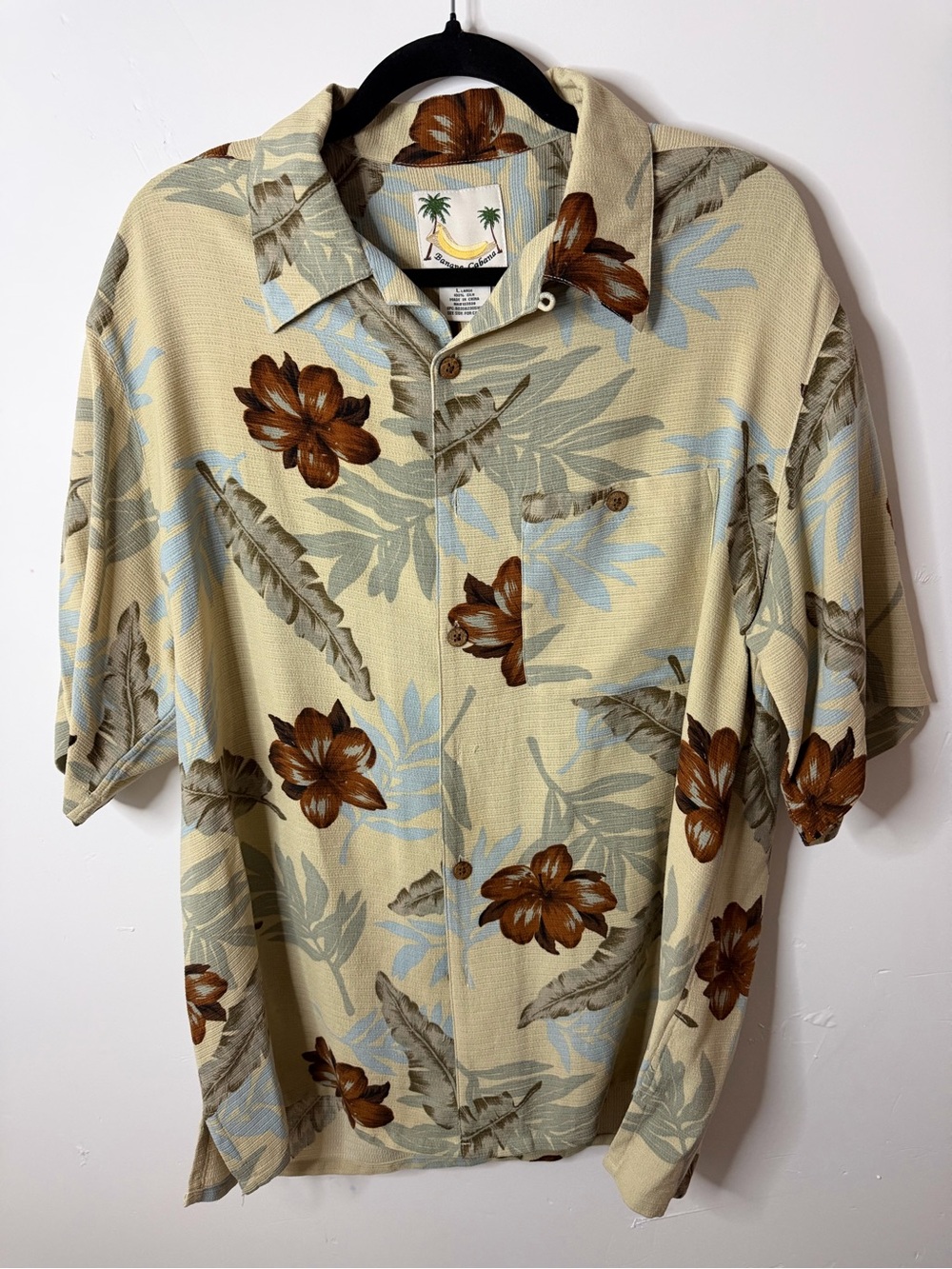 Men's Beige Tropical Print Short-Sleeve Button-Down Shirt